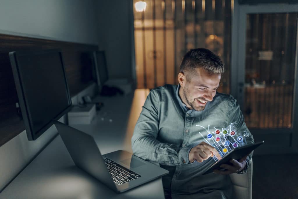 خطوات كتابة المحتوى الموجه للعملاء والزبائن